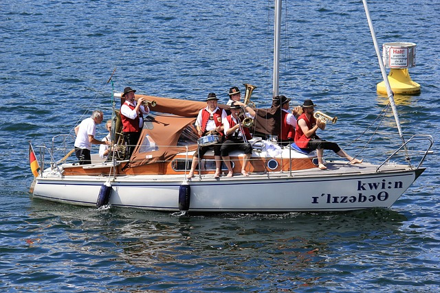 限制曼城的 限制曼城的